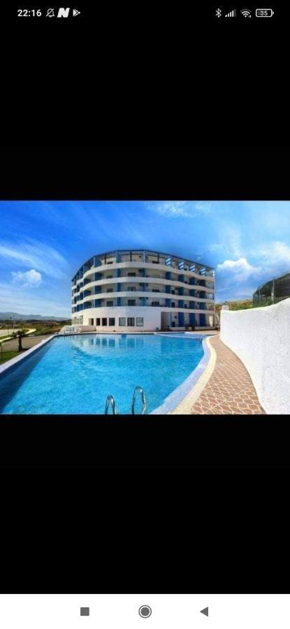 Studio Avec Piscine De Luxe Cabo Negro Dış mekan fotoğraf